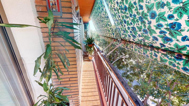 Квартира с 3 спальнями в Санта-Колома-де-Граменет, Испания № 201237