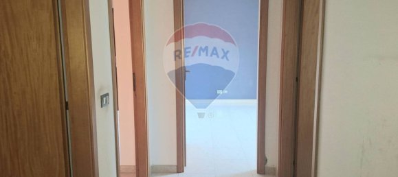 Apartamento T4 em Tremestieri Etneo, Italy N.º 372781 4