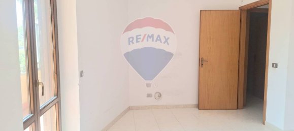 Apartamento T4 em Tremestieri Etneo, Italy N.º 372781 15