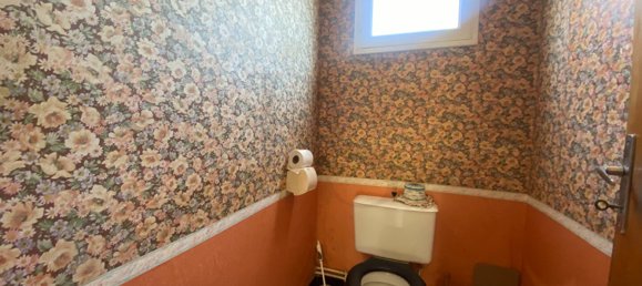 2 Schlafzimmer Haus in Manche, France, Nr. 354974 10