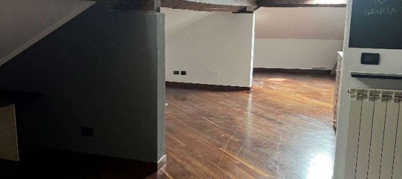 Квартира с 2 комнатами в Генуя, Италия № 172318 2