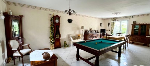 4 bedrooms House in Ervauville, France No. 289798 11