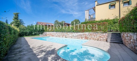 3 bedrooms Apartment in Torri del Benaco, Italy No. 331447 2