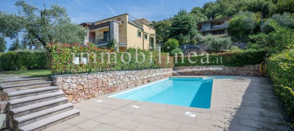3 bedrooms Apartment in Torri del Benaco, Italy No. 331447 4