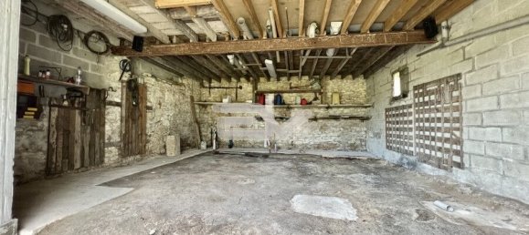 Дом с 6 спальнями в Мюизон, Франция № 72340 10