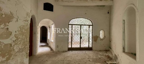 Таунхаус с 3 спальнями в Аттард, Мальта № 238 7