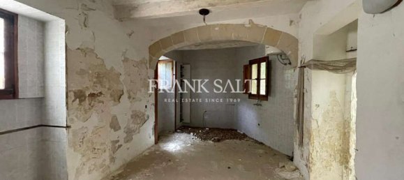 Таунхаус с 3 спальнями в Аттард, Мальта № 238 5