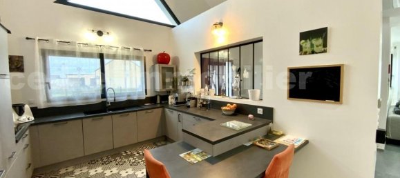 Casa de 6 dormitorios en Meung-sur-Loire, France No. 69408 6