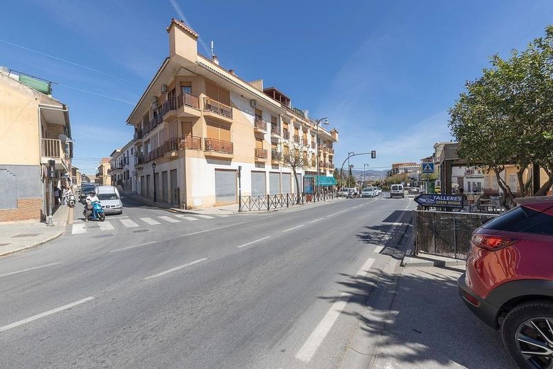 Коммерческая недвижимость 76м² в Лас-Габьяс, Испания № 219991