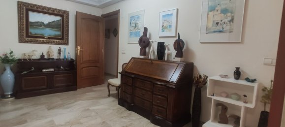 4 bedrooms Apartment in Valencia, Spain No. 178727 8