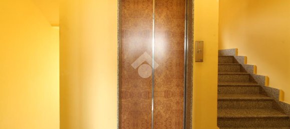 2 chambres Appartement à Reggio Calabria, Italy No. 297369 25