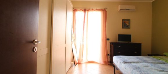 2 chambres Appartement à Reggio Calabria, Italy No. 297369 20