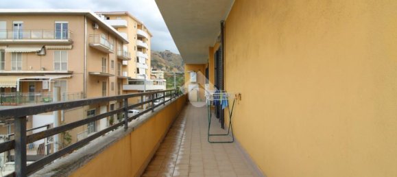 2 chambres Appartement à Reggio Calabria, Italy No. 297369 17