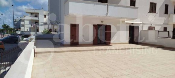 2 bedrooms Apartment in Vieste, Italy No. 372902 2