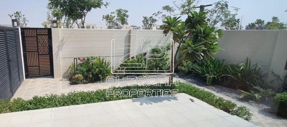 3 bedrooms Townhouse in Sharjah, UAE No. 65787 10