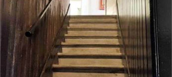 4 bedrooms Apartment in Venice, Italy No. 61548 3