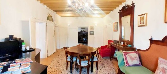 4 bedrooms Apartment in Venice, Italy No. 61548 31