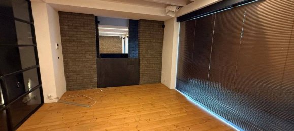 5غرفة عقار تجاري في Vicenza, Italy رقم 201637 8