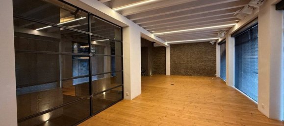 5غرفة عقار تجاري في Vicenza, Italy رقم 201637 23