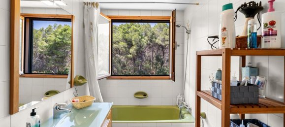 4 bedrooms Villa in Nova Santa Ponsa, Spain No. 176891 8