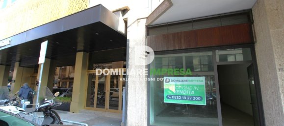 Коммерческая недвижимость 403м² в Лечче, Италия № 144708 6