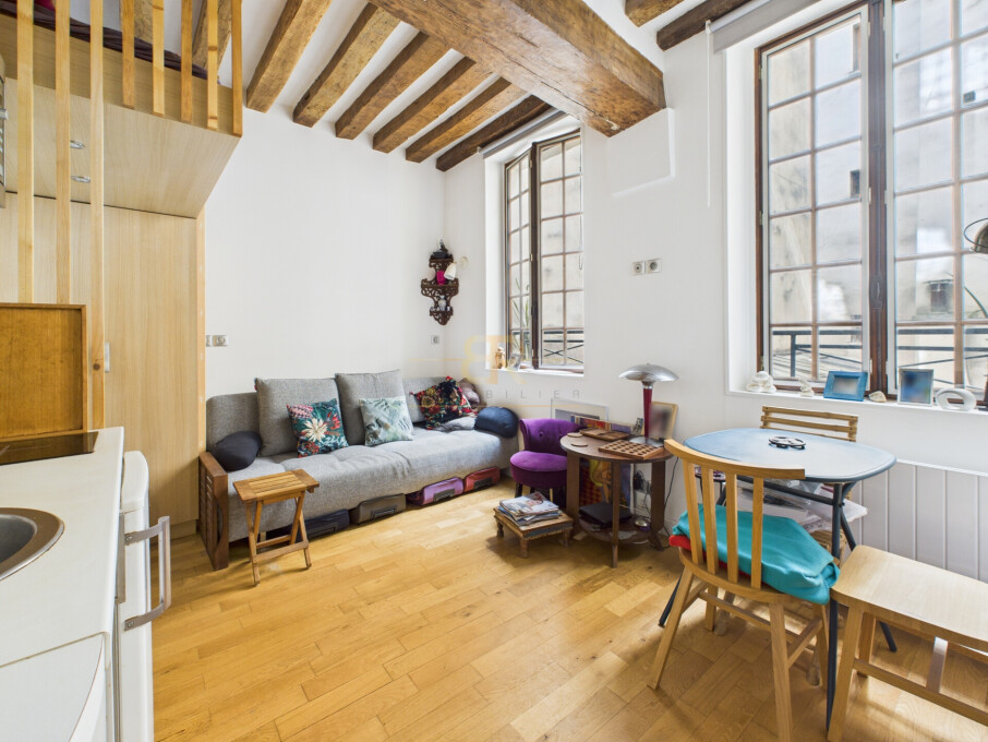 1 bedroom Apartment in Paris, France No. 318755