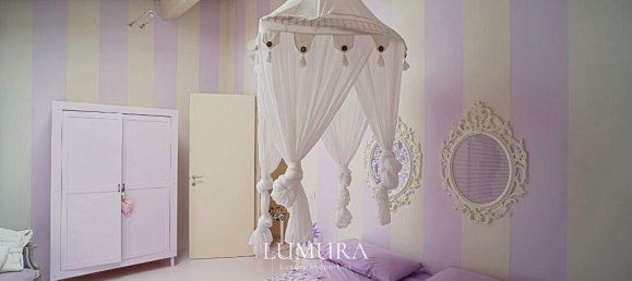 5 bedrooms House in Lucca, Italy No. 119218 27