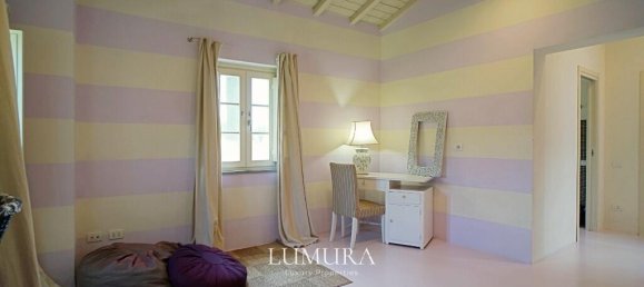 5 bedrooms House in Lucca, Italy No. 119218 25