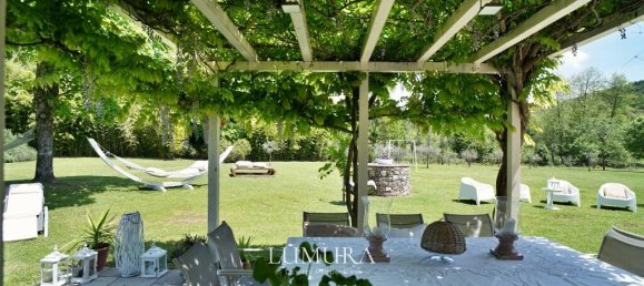 5 bedrooms House in Lucca, Italy No. 119218 5