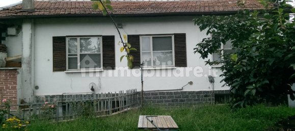 1 bedroom House in Miradolo Terme, Italy No. 251945 3