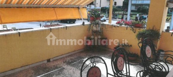 3 bedrooms Apartment in Pianella, Italy No. 342132 8