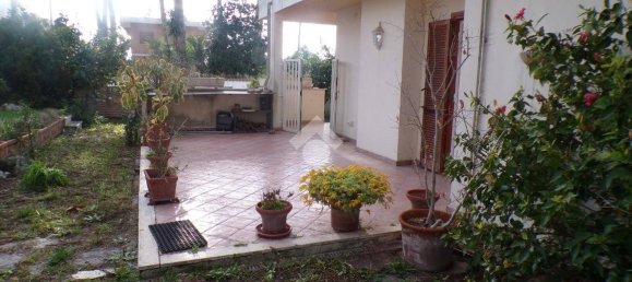 3 Schlafzimmer Villa in Anzio, Italy, Nr. 190502 4