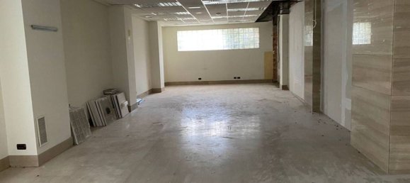 Propriété commerciale à Logrono, Spain 110m² No. 64707 2