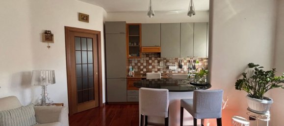 2 rooms Apartment in Milan, Italy No. 339088 9