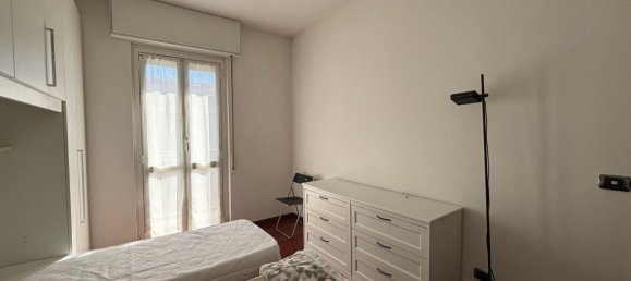 2 rooms Apartment in Milan, Italy No. 339088 2