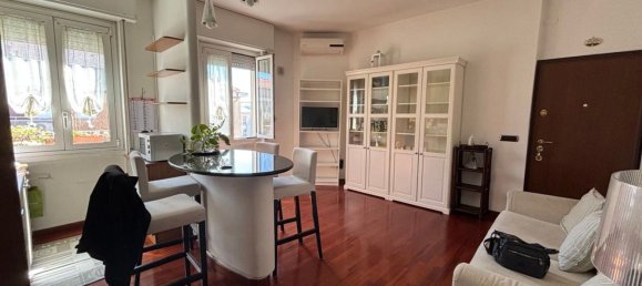 2 rooms Apartment in Milan, Italy No. 339088 11