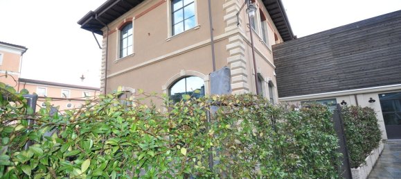 5 rooms Penthouse in Sarzana, Italy No. 223376 28