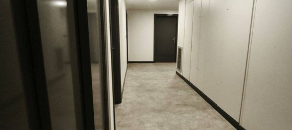 1 bedroom Apartment in Cergy, France No. 333924 8