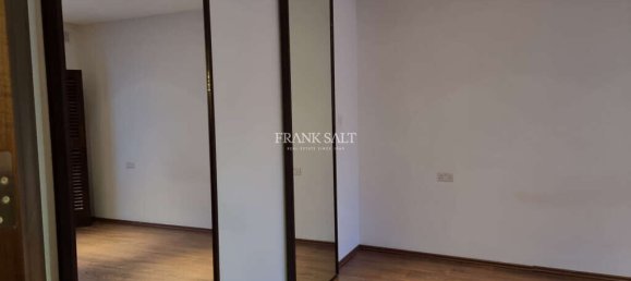 Casa de 4 dormitorios en Swieqi, Malta No. 9261 34