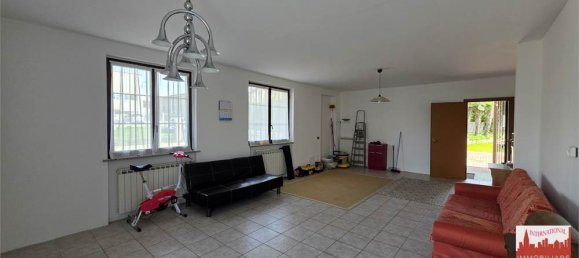 3 Schlafzimmer Villa in Borgo Ticino, Italy, Nr. 293016 9