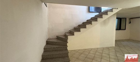 3 Schlafzimmer Villa in Borgo Ticino, Italy, Nr. 293016 40