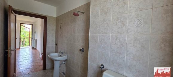 3 Schlafzimmer Villa in Borgo Ticino, Italy, Nr. 293016 24