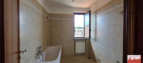 3 Schlafzimmer Villa in Borgo Ticino, Italy, Nr. 293016 26