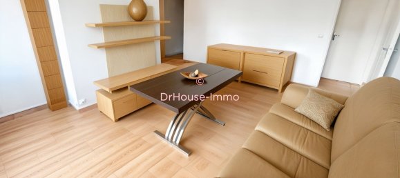 1 bedroom Apartment in Pontault-Combault, France No. 188056 2