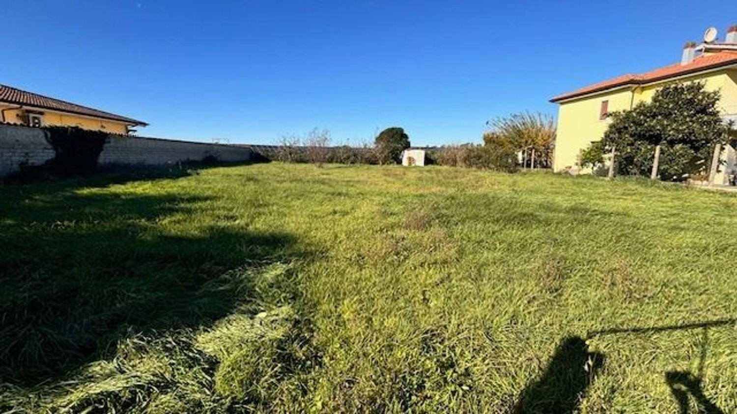 1230m² Land in Aprilia, Italy No. 210553