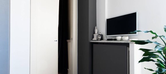 4 bedrooms Apartment in Turin, Italy No. 313761 28