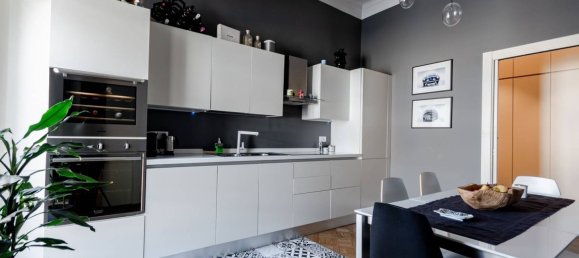 4 bedrooms Apartment in Turin, Italy No. 313761 16