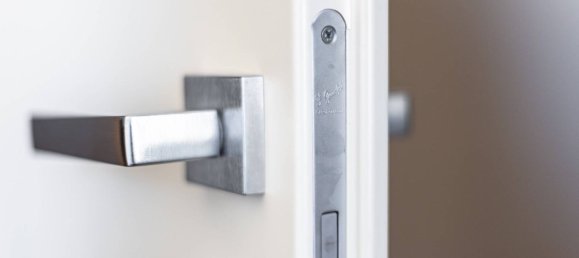 4 bedrooms Apartment in Turin, Italy No. 313761 40