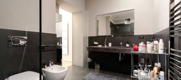 4 bedrooms Apartment in Turin, Italy No. 313761 27