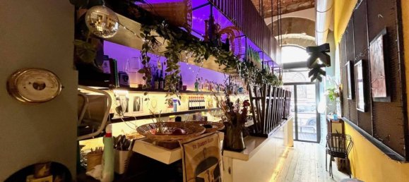 3 rooms Commercial property in Florence, Italy No. 355189 4